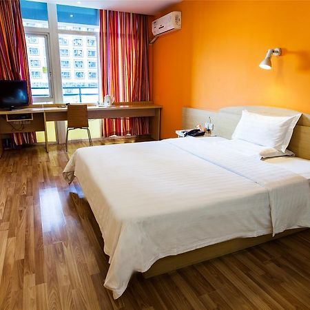 7Days Inn Qingdao Haiyunan Xinglong Road Oda fotoğraf
