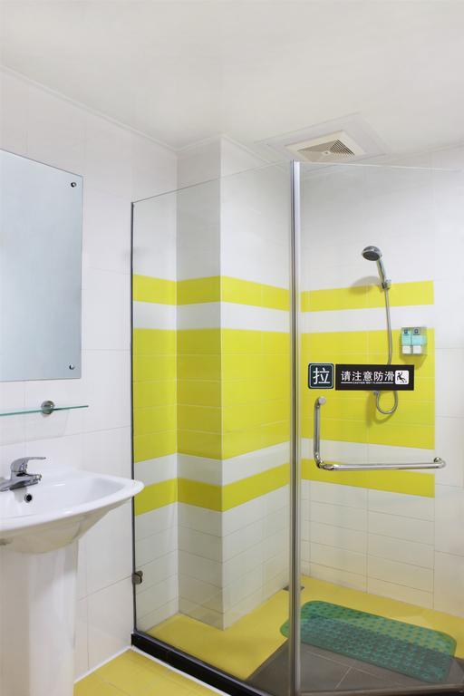 7Days Inn Qingdao Haiyunan Xinglong Road Oda fotoğraf
