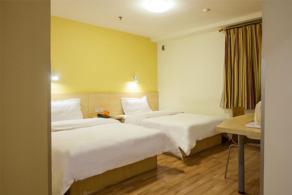7Days Inn Qingdao Haiyunan Xinglong Road Oda fotoğraf
